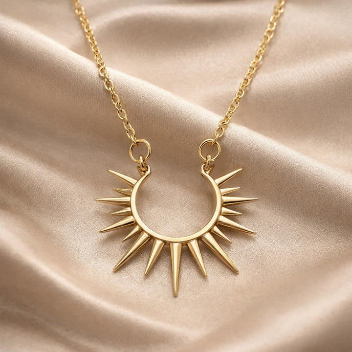 White gold sunflower-shaped pendant with necklace