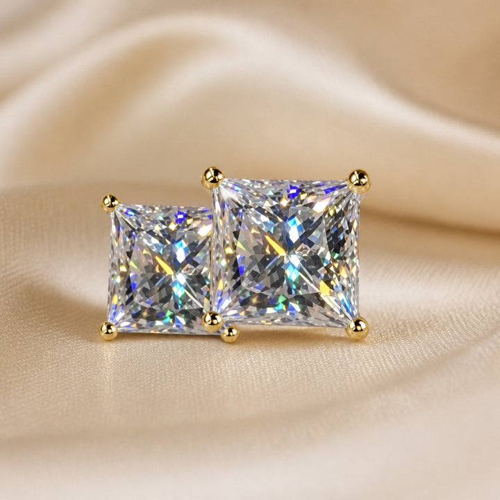 Sparkling white gold earrings with cubic zirconia