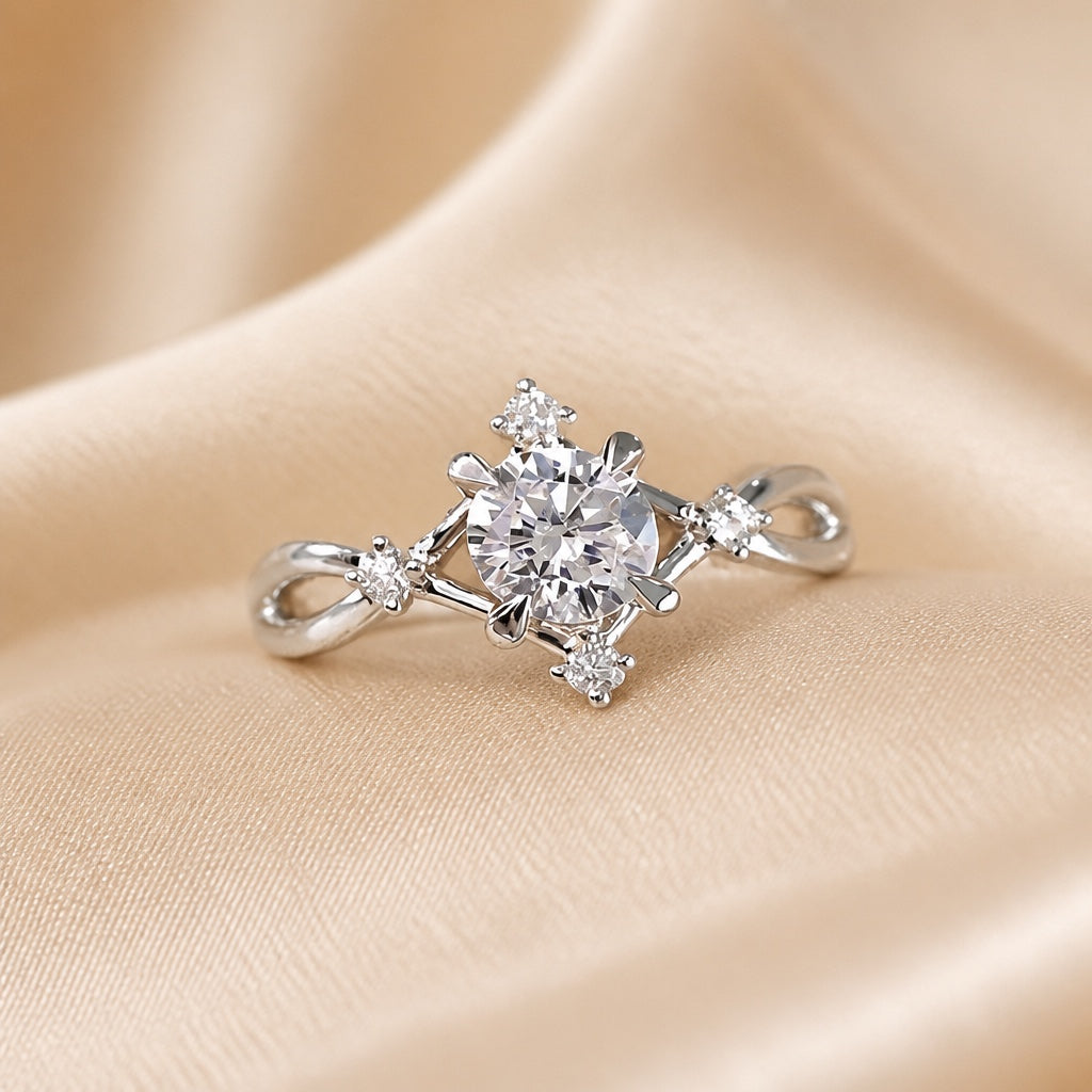 Zirconia ring with white gold plating