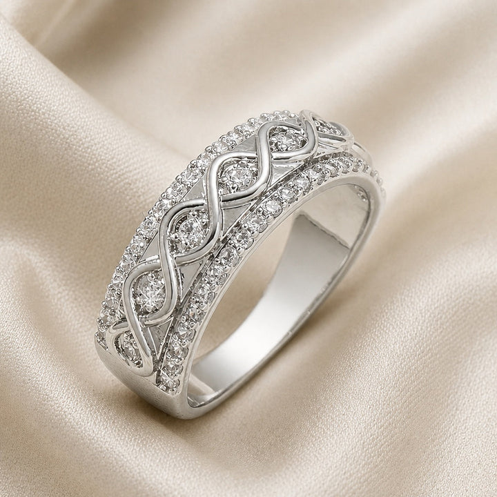 White gold ring with a double row of cubic zirconia gemstones