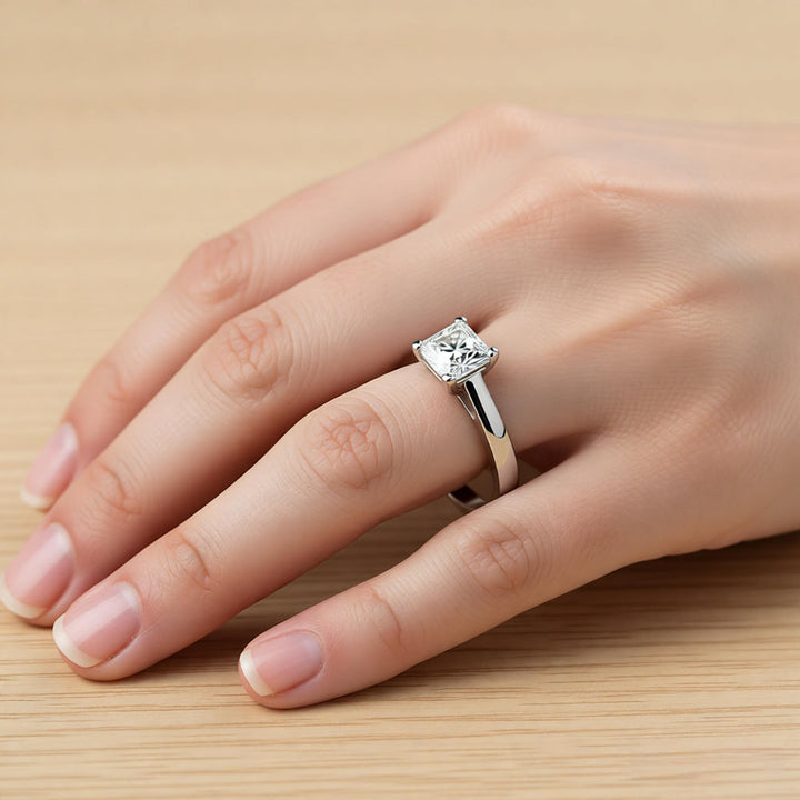 Square Crystal and White Gold Ring