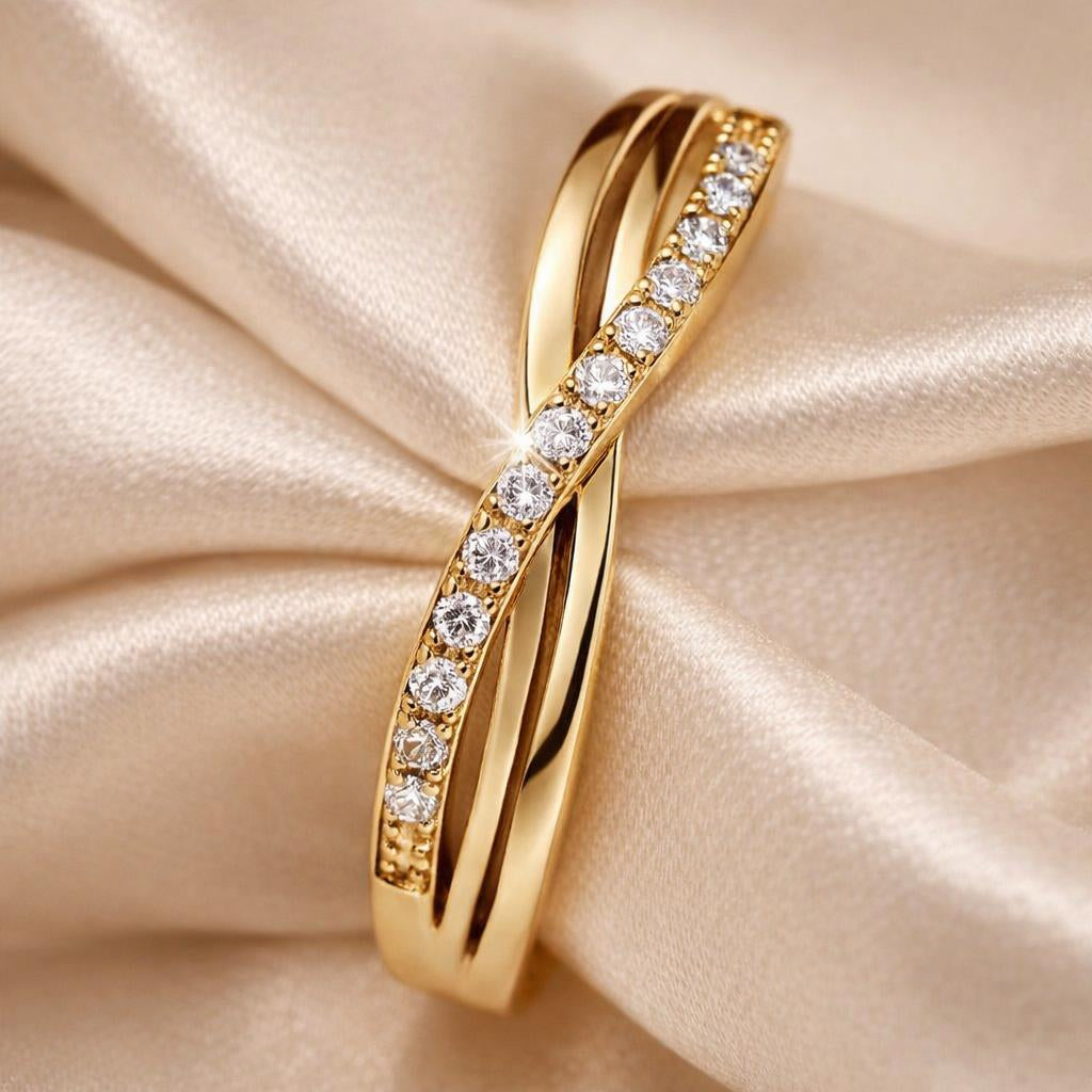 Zirconia and White Gold Day Ring