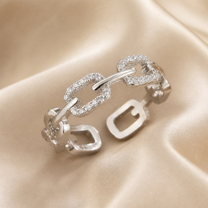 White gold ring with sparkling cubic zirconia